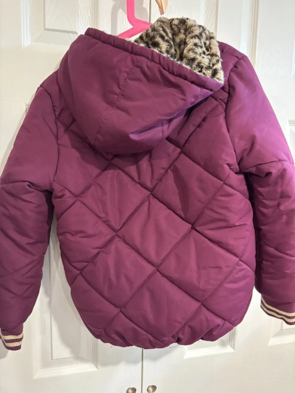 OshKosh B'Gosh Quilted Puffer Coat Purple w/ Faux Fur Lined Leopard Print Hood 8